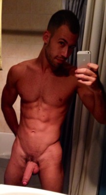 instaguys:  Guys with iPhones Source: gwip.me   