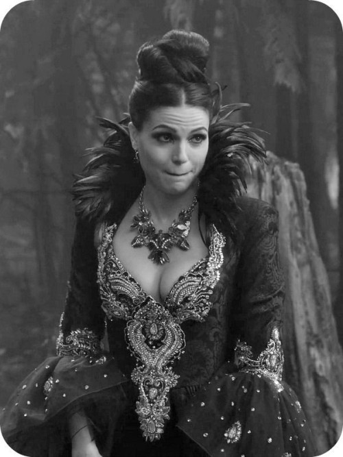 evil-regal08:  @LanaParrilla