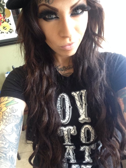 mizzmartini:  @missesmartini  HAIR.  <3