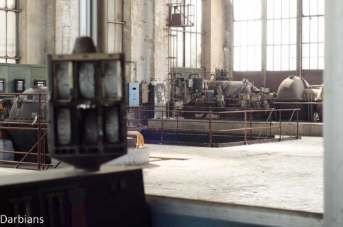 Abandoned power station at a steelworks in France. Check the link for more from here&hellip;Alienwor