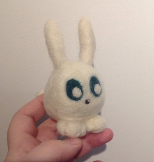   Needle felted Yacopu/Yakopoo from Trip World!  