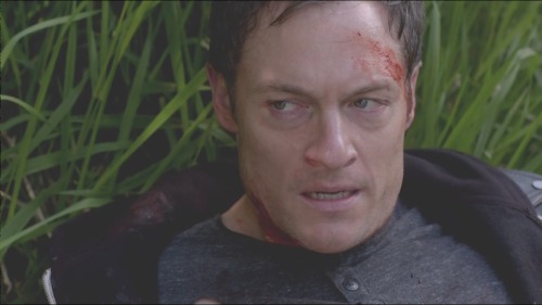 http://screencaps-stalwarts.net/tahmoh-penikett/thumbnails.php?album=40