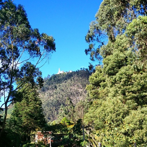 Cerro de Monserrate - bella Bogotá.