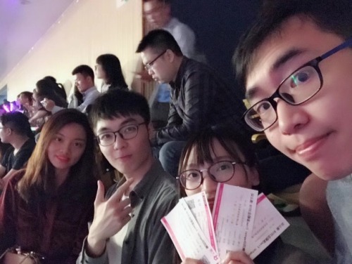 juliechu888: 演唱会结束，谢谢单男的邀请ོ