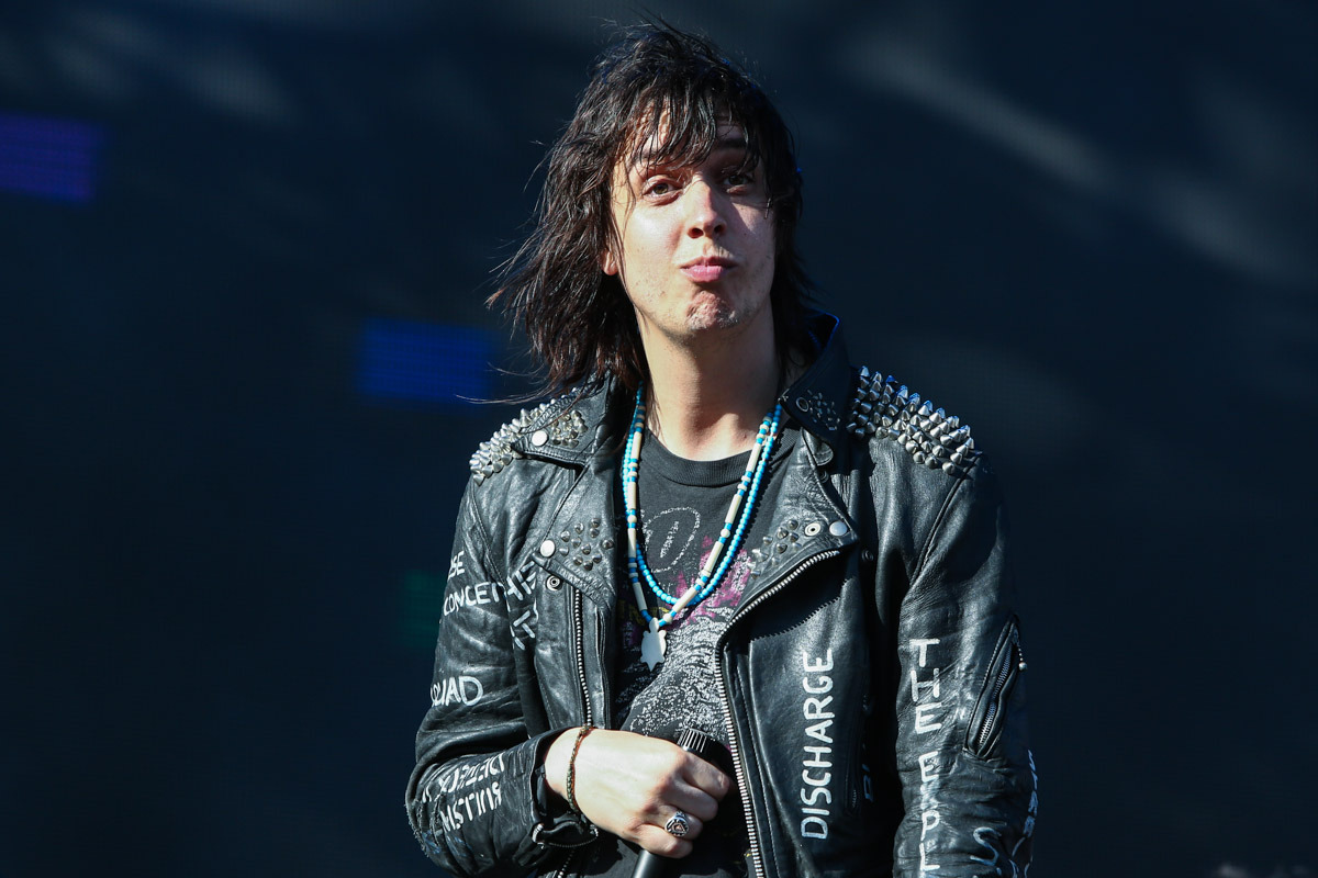 theroomisonfiree:  Julian Casablancas &amp; The Voidz - Lollapalooza Brasil 2014