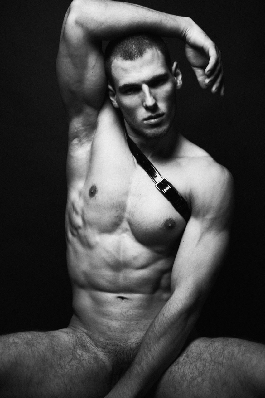 mansexfashion:    Photographer: Marat Mukhonkin Model: Tim  Man+Sex=Fashion Follow