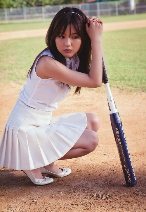 gzbu:  Erina Mano http://ift.tt/2cXPKFG