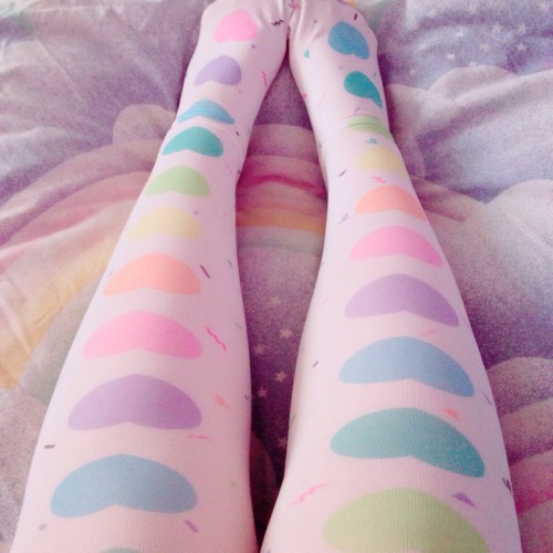 lilachime:  weeps 