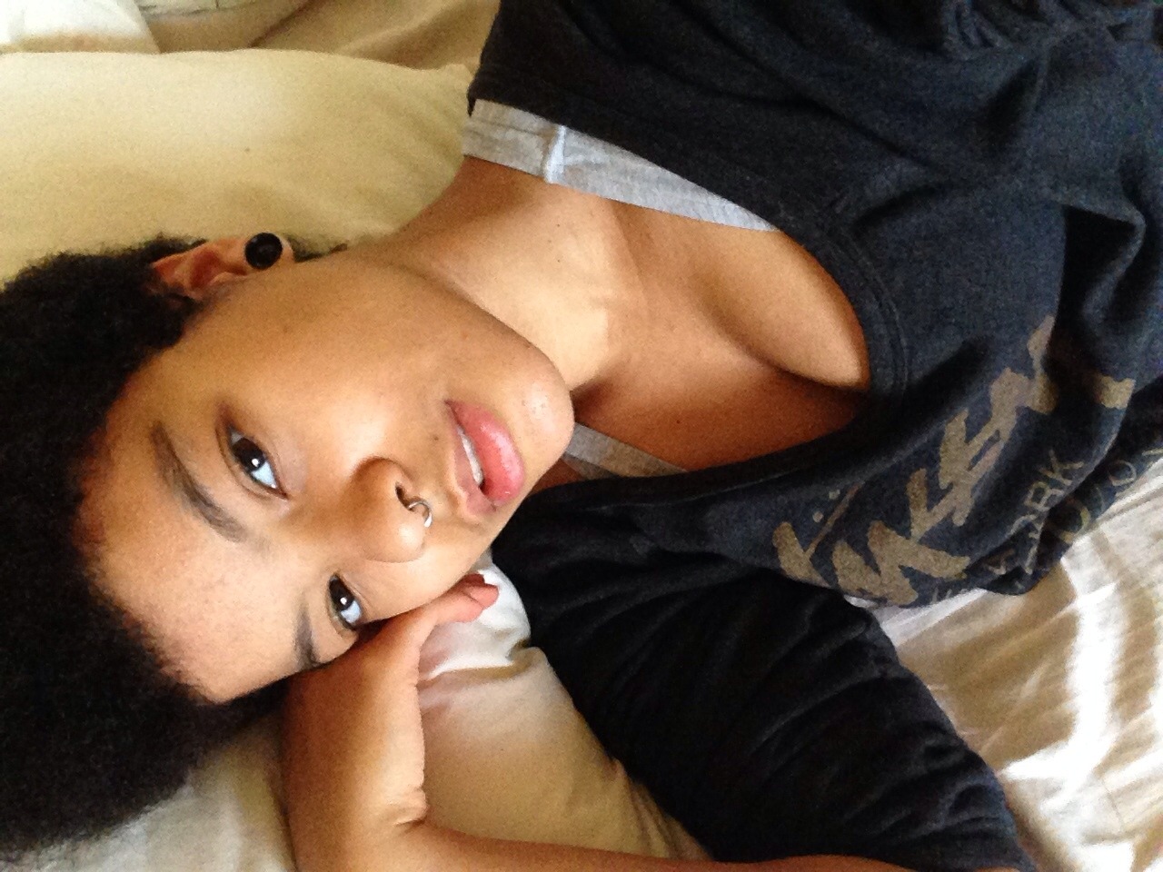 nirv-asana:old selfies I never posted and now wonder why I didn’t??