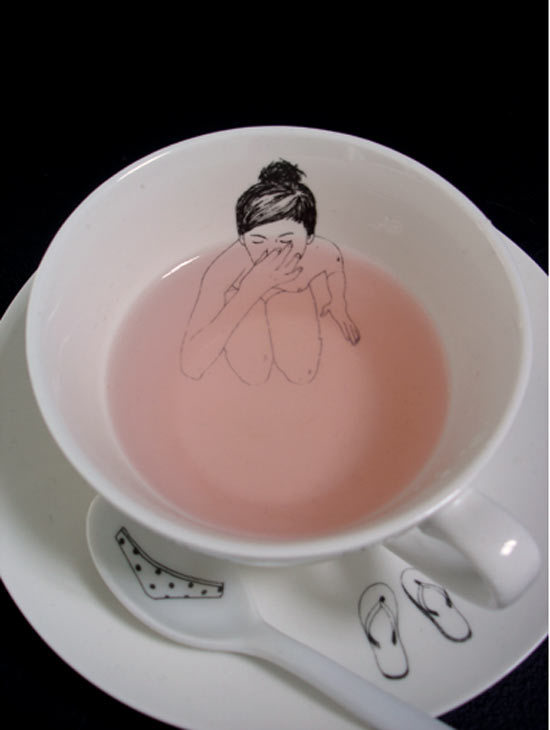 archatlas:  Esther Horchner Bathing Girls Tea Set     I would love to own these