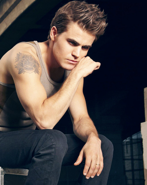 Paul Wesley - Page 3 Tumblr_nu9so0Ik6p1si2ypro1_500