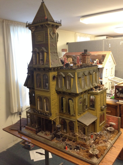 xxjaxxykittenxx - so-goth - sixpenceee - Gothic doll houses that...