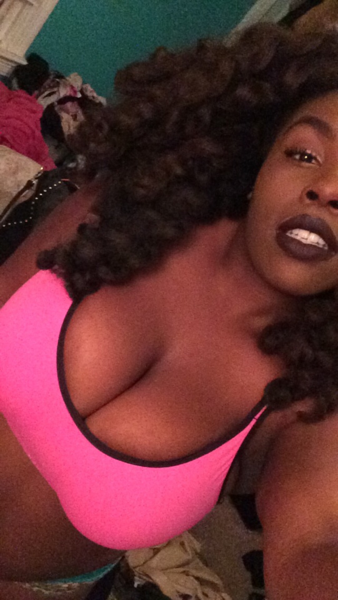 fairyysquaadmother:  I only own one sports bra. Also my room is a mess.