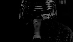 bensolcs:make me choose: hux or kylo ren?→ asked by anonymous“Forgive me. I feel it again… the call 