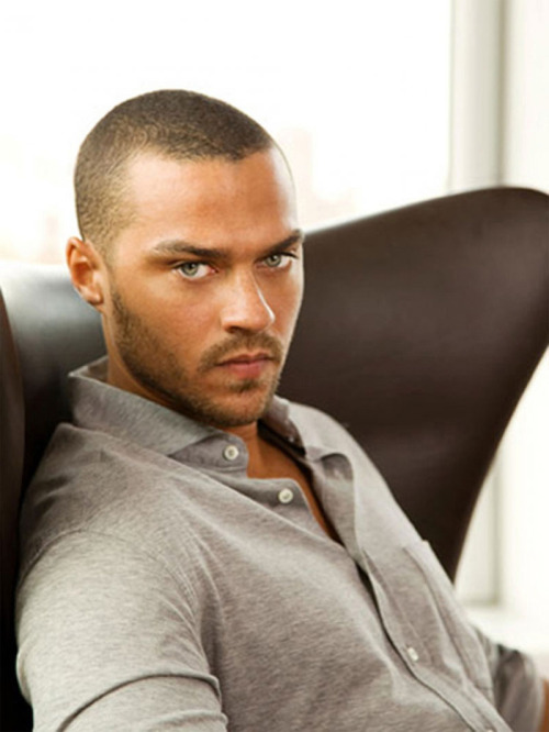 nphofrph: Could be related: Jesse Williams (born 1981; Irish, Seminole Native American, and Black)