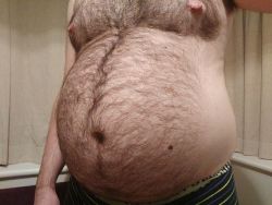 thebearwithpotential:All of a sudden my belly has just grown, not sure why