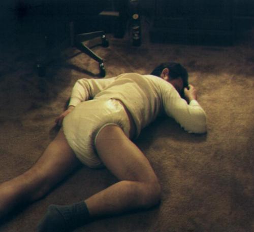 ppandd: Baby’s too tired to make it to bed.