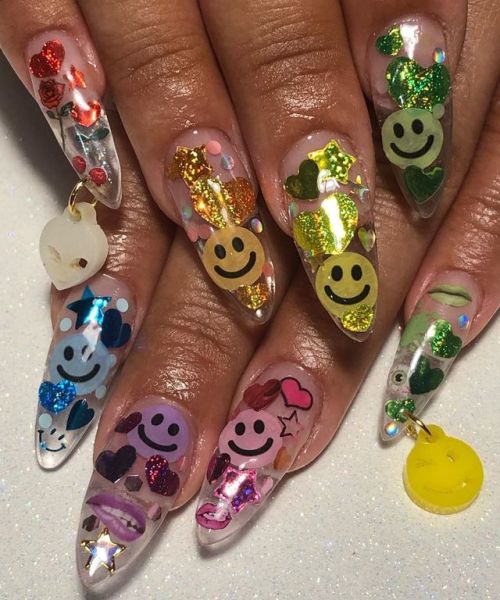 bombnails: @fancyfingerz3dnailart 