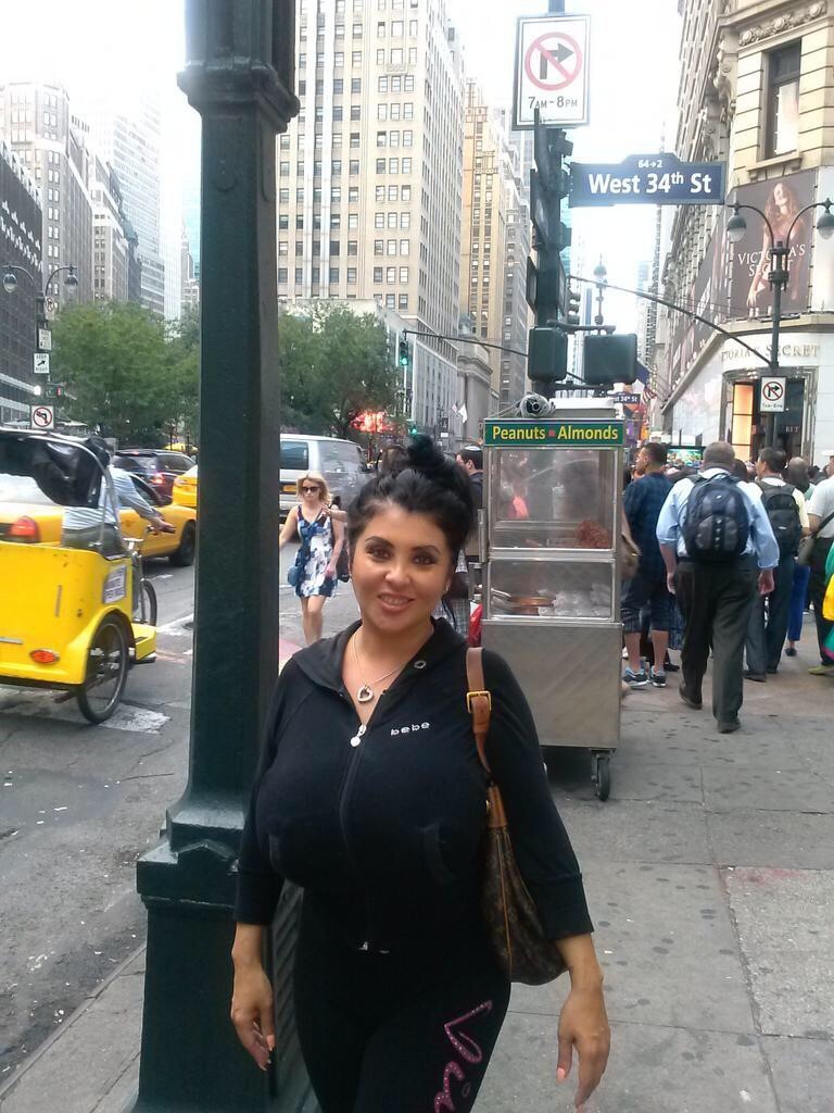 funbaggery:  Jaylene Rio launched a few thousand boners in New York w her watermelon
