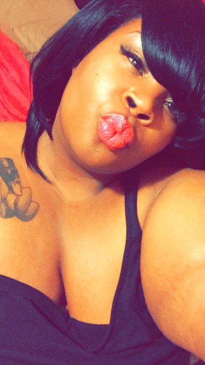 flvwlessnve:  A little disheveled…💕🚺
