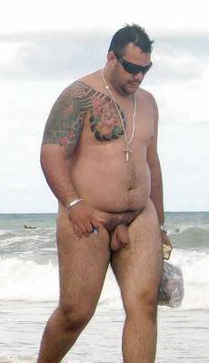 bigboimarc:  Big on the Beach!! 