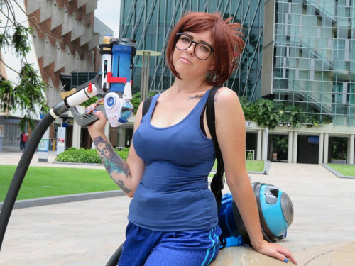 Cosplayed Mei today! Didn’t stay in Jacket long as I overheated within 10 minutes it was so hot, yay