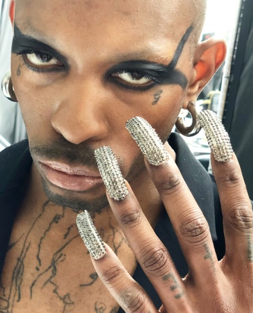 soultobeloved:crystal nails at luar fw18 by naomi yasuda