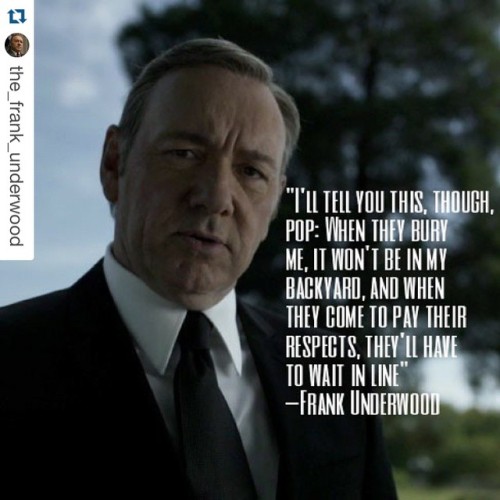 houseofcardsfollower: House of Cards Merchandise: bit.ly/1hnrhpN Just watched this episode la