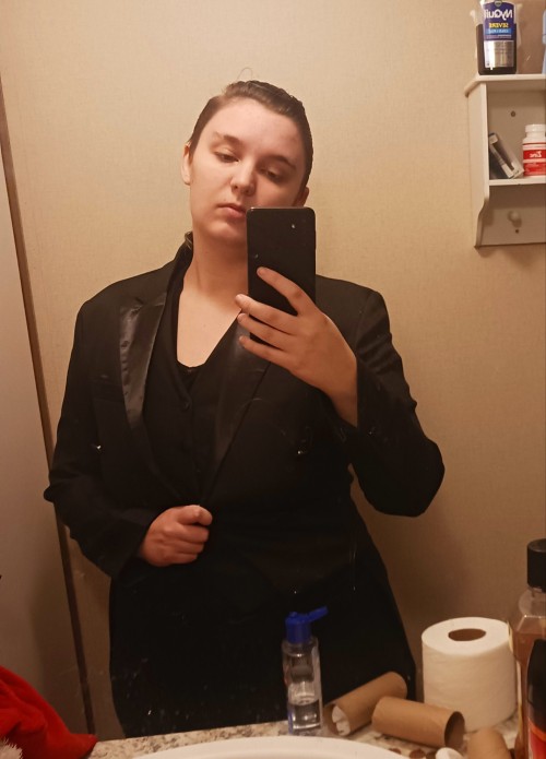 Sorry For Low Activity Was Busy Most Of The Day But On Some Brighter News I Found My Old Suit