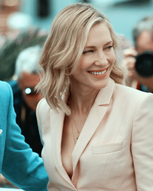 witty-owl:Cate Blanchett. Palais des Festivals, Cannes (2018)