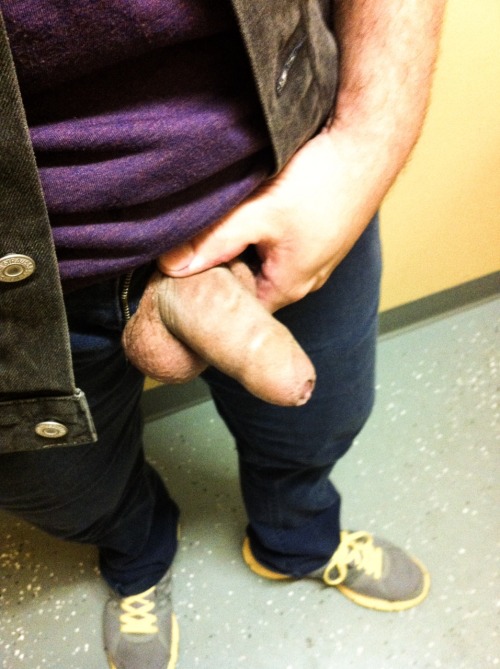http://mrnopantsnoway.tumblr.com/post/99878723156