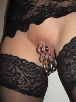 women-with-huge-labia-rings.tumblr.com post