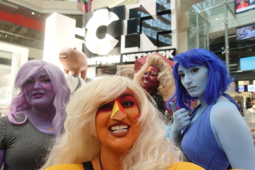 Momocon photos! Jazzuli as Jasper, talalovesyou as Sardonyx and magmamagda as Amethyst