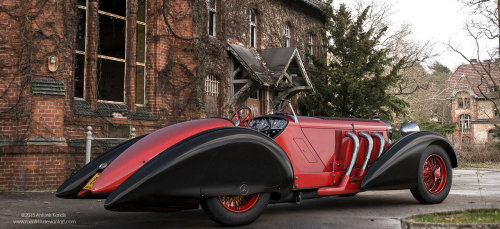 perfectlyscrumptious:  coffeenuts:  Mercedes 1930 ssk Render 1 by rOEN911   that is just such a beautiful car
