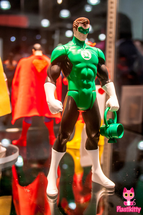 plastikitty:  Toy Fair 2015: Kotobukiya’s DC Comics Super Powers FiguresPersonally, I’d put Kotobukiya’s Super Powers line in the “definitely works” category. When I first saw the sculpts at Toy Fair I was filled with a rush of longing for all