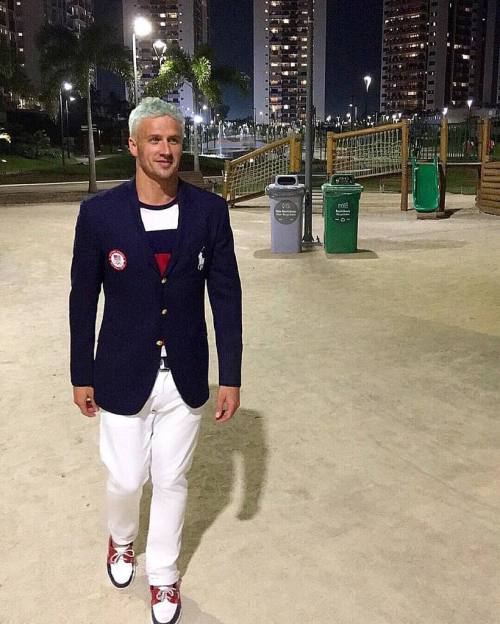 thesexyryanlochte:  #usa  #riodejaneiro #olympicvillage ift.tt/2baCqeY