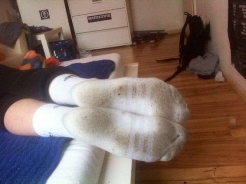 tsocke:  Me and my Dirty white Adidas SOCKS!!! Ich ud meine Weiße  Dreckigen Adidas SOCKE