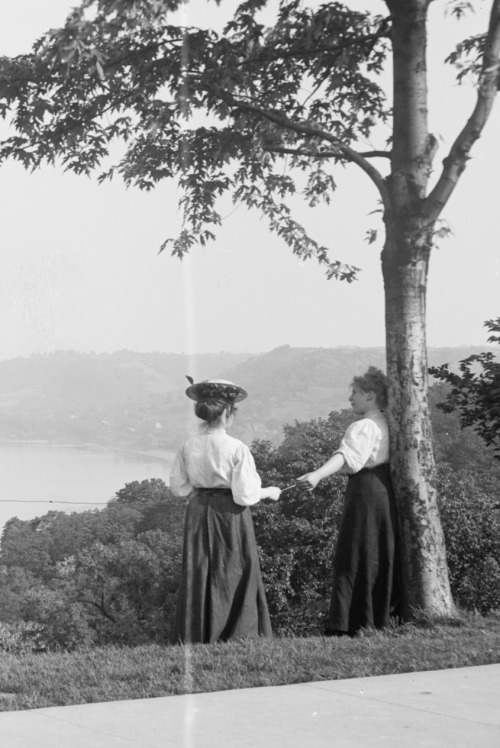 vestatilleys:Cincinnati, c.1906.
