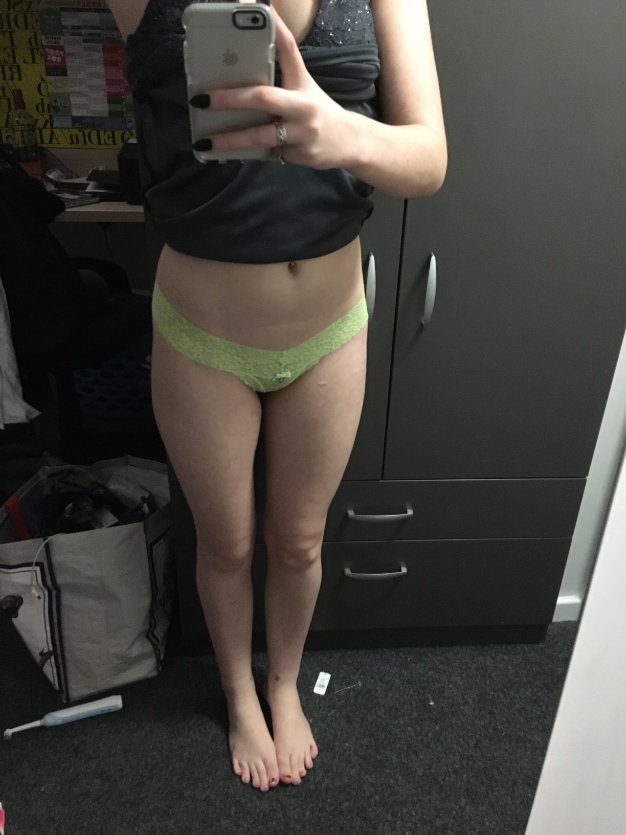 yourtouchtingles:  showoffyourthong:  I’m pretty drunk so excuse how messy my room