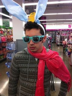 Tyler Joseph has such an amazing fashion taste like???