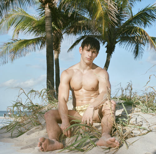 Reno Gold by Robert Andy Coombs for Gayletter (via GAYLETTER) The Summer Diary Project.  Follow