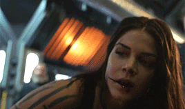 Octavia Blake in Every Episode6x02 - Red Sun Rising