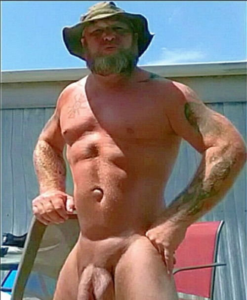 XXX Hot & naked in the sun! photo