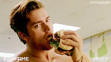cinemagaygifs:  Bold and Delicious,   Pierson Fodé   🍔  😋      