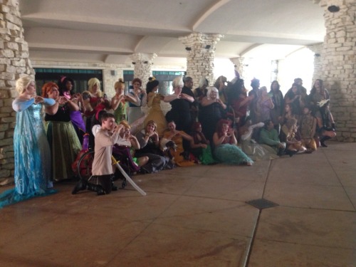 thecosmocutie: Disney meet up c: My friends and I are the Lion King group on the far side! XD I&rsqu