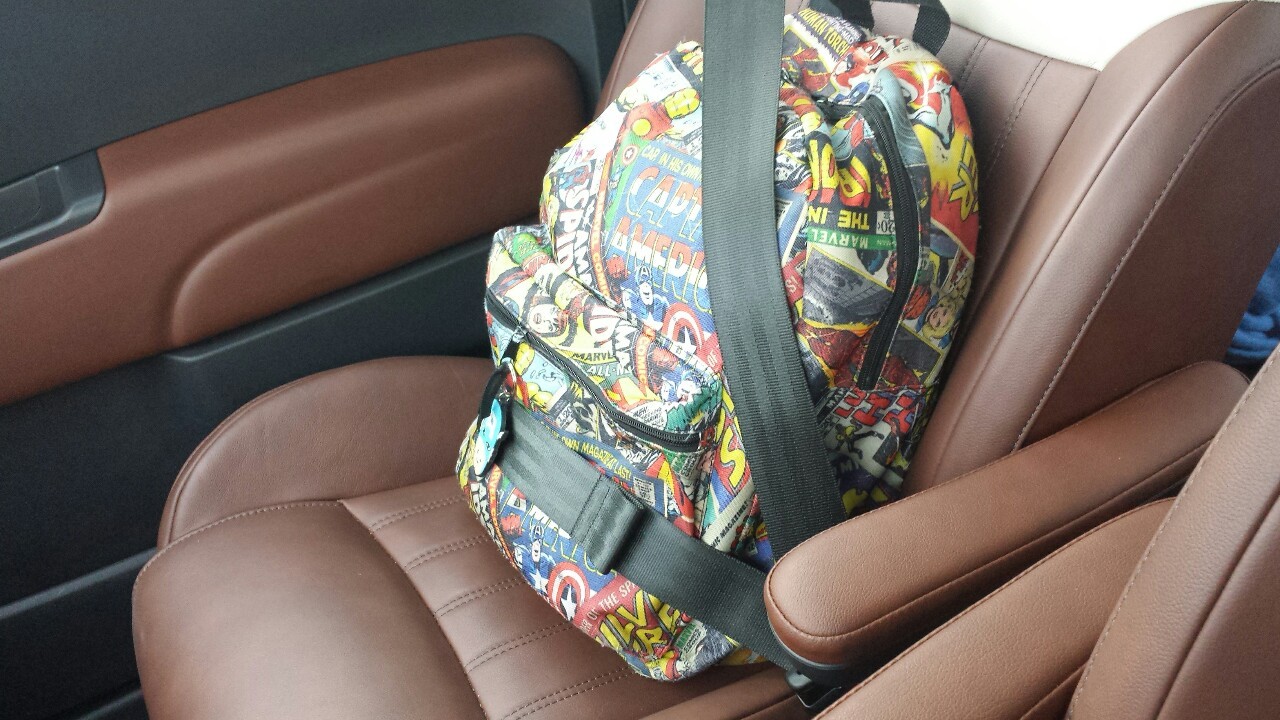 clintbartoon:  my school bag is so heavy that when i put it in the passenger seat