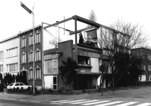 germanpostwarmodern - House (1956-57) built for himself in...