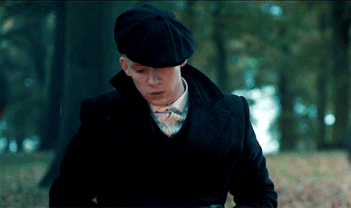 Anyway, Were Peaky Blinders. Were Not Scared Of Coppers. If They Come For Us, Well Cut Them A Smile Each.