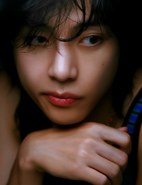 TAEHYUNG — 'Layover' ↳ Photos 1