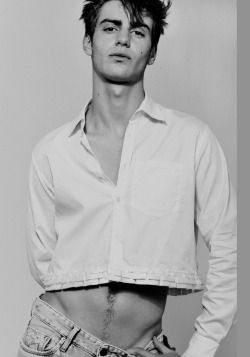 christos:  Ben Allen for Optology Magazine #3, ph. Harry Carr